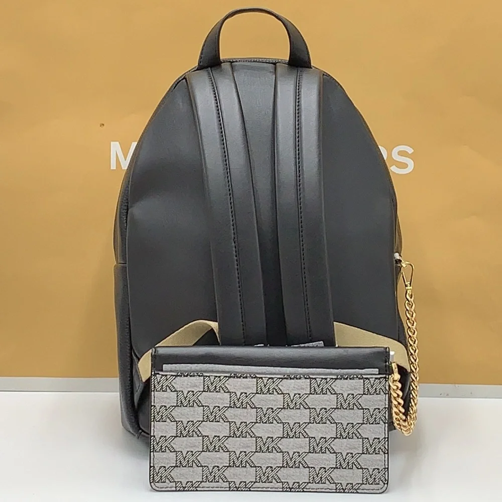 MICHAEL KORS BLACK COLOR Maisie Medium Pebbled Leather 2-in-1 Backpack